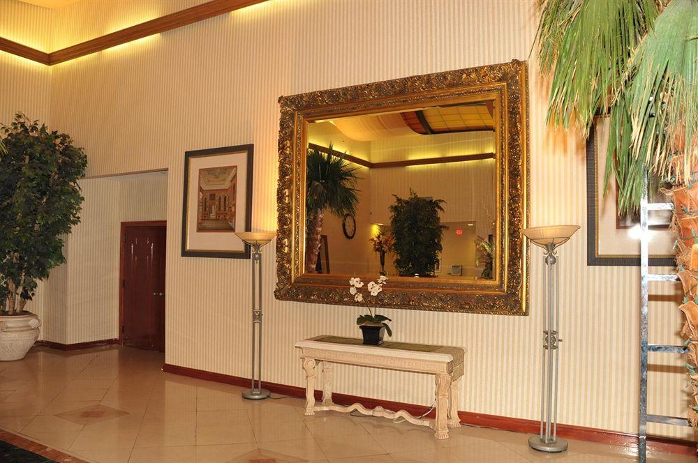 Hotel Chateau Mar Golf Resort, Trademark Collection By Wyndham Lauderhill