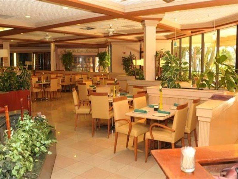Chateau Mar Golf Resort, Trademark Collection By Wyndham 4*